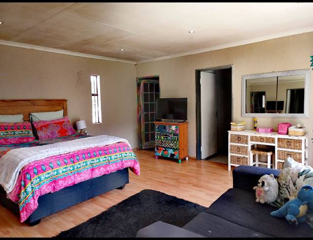 5 BEDROOM HOUSE FOR SALE IN BRACKENDOWNS